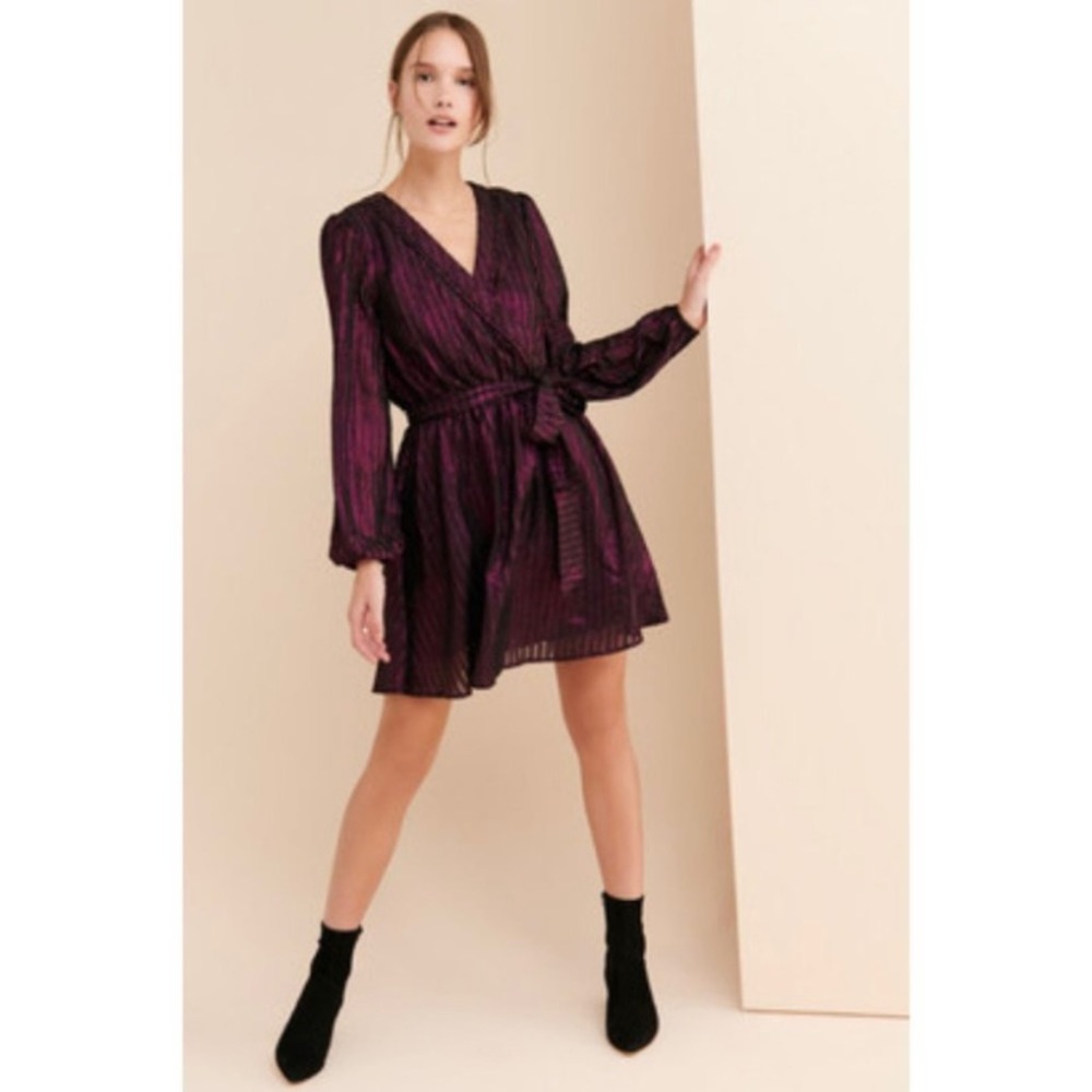 Modcloth Metallic Shine Faux Wrap A-line Mini Dress Purple w/ Pockets Sz Medium